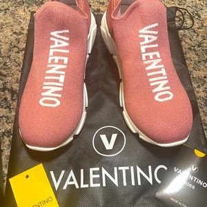 Valentino Queenie Logo Slip-On Sneakers size 9.5